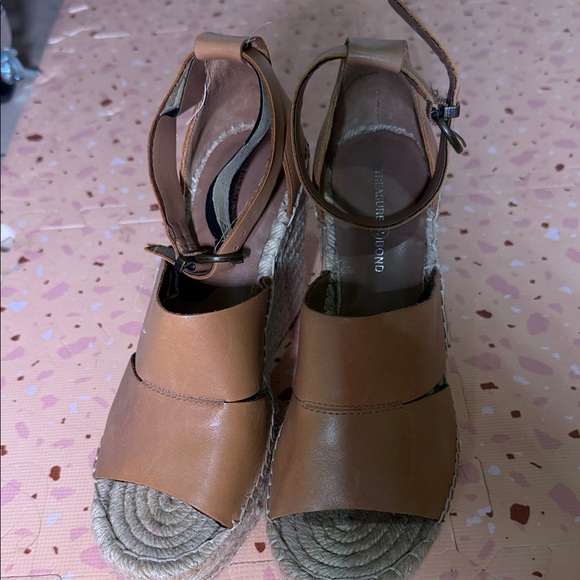 Treasure & Bond Tan Wedge Sandals - Picture 3 of 6